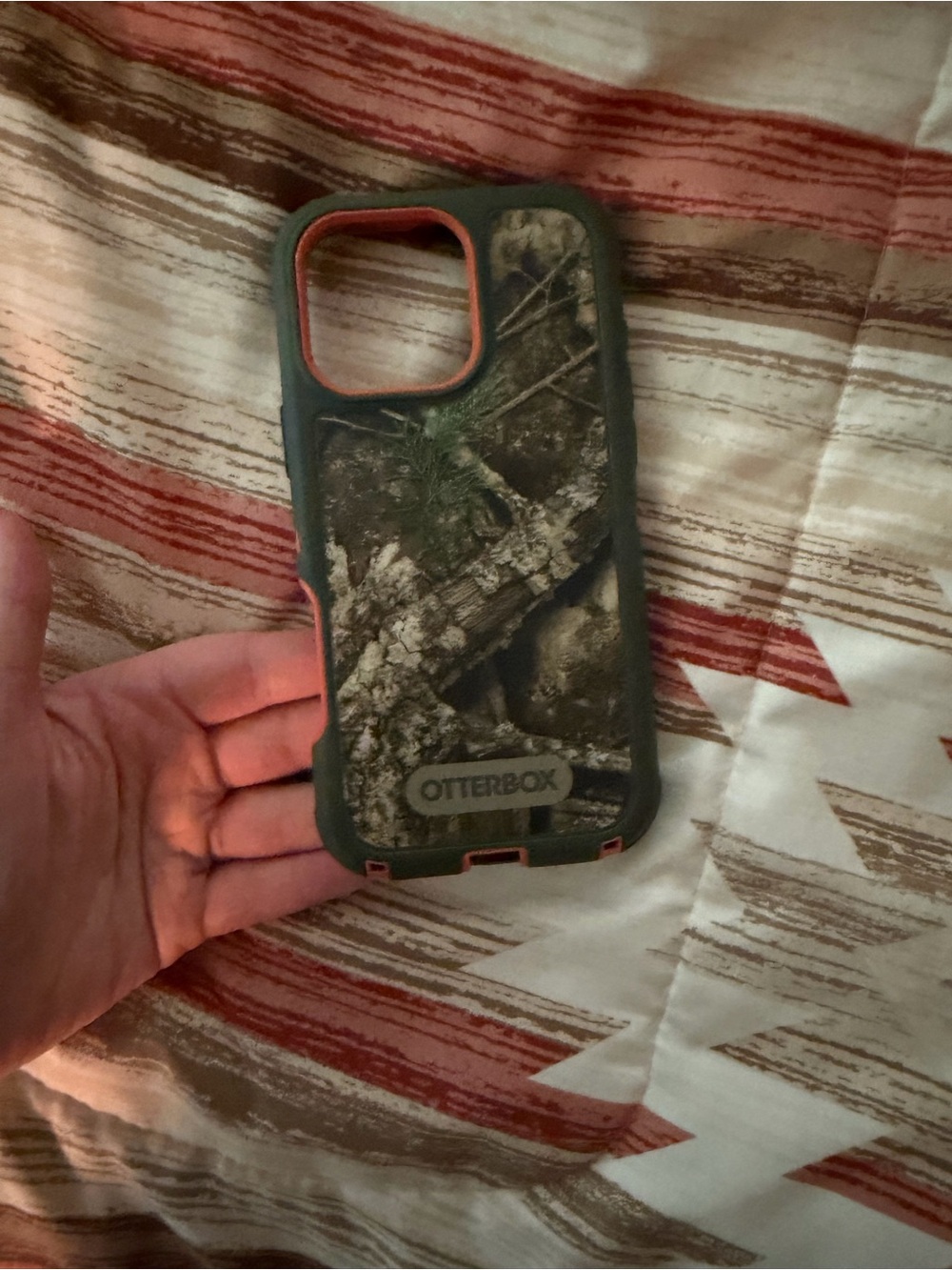 iPhone 16 pro max otterbox phone case
